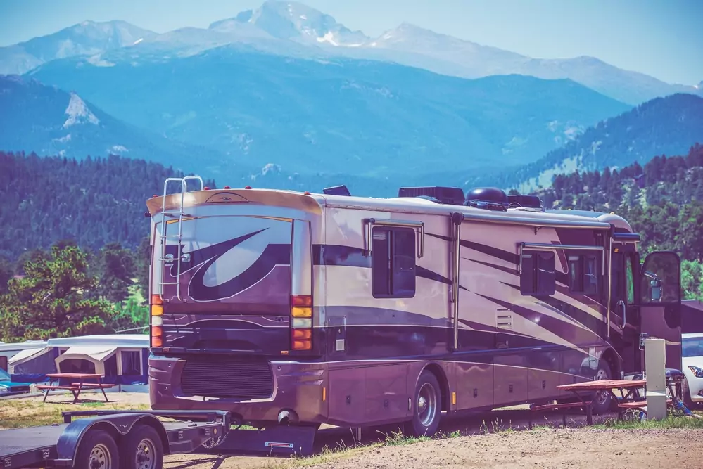 The Complete Guide to Financing An RV